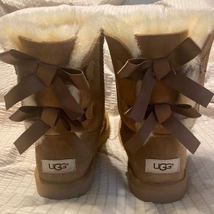Authentic Bailey Bow Chestnut UGG
